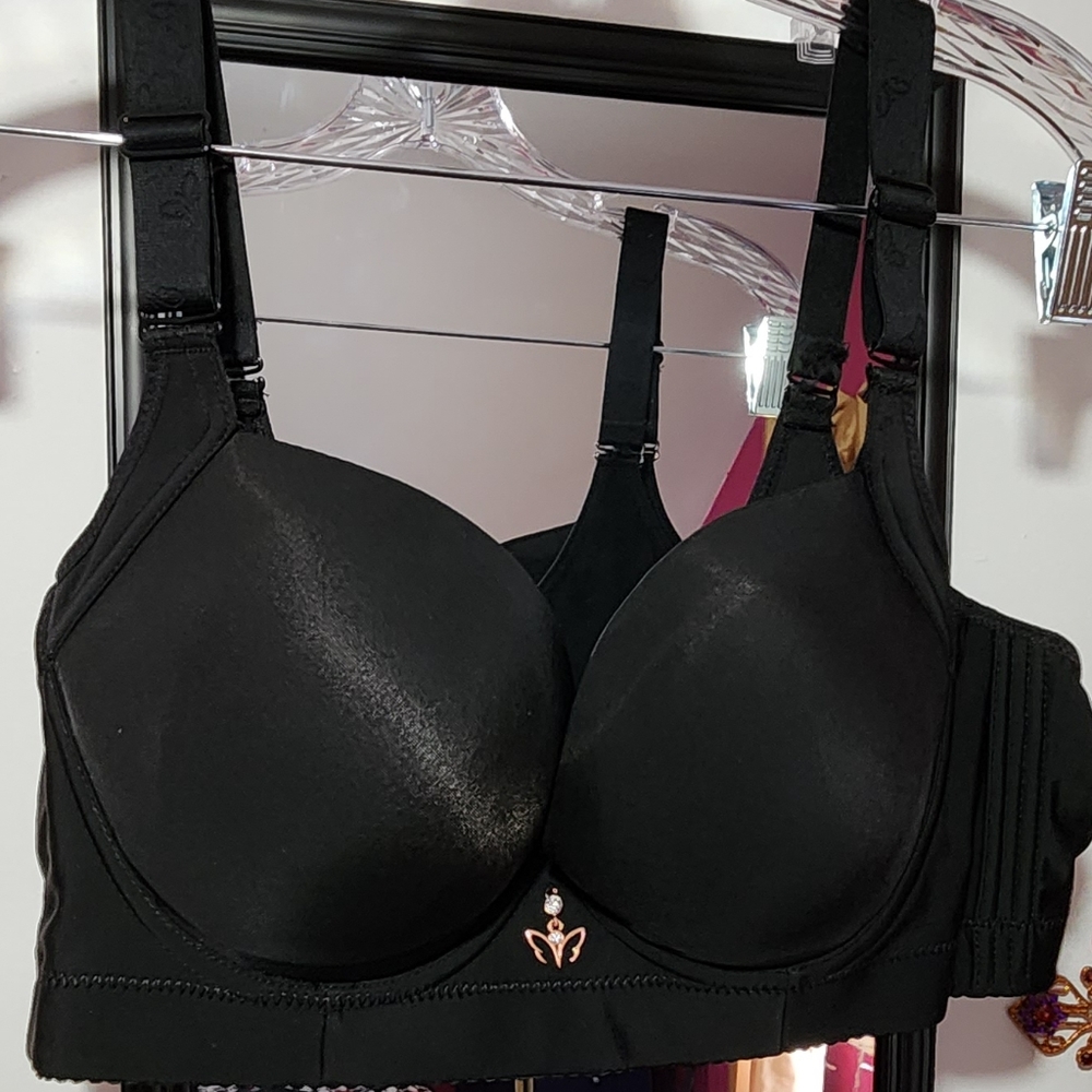 Magic  BraThick Cup Push Up - Picture 2 of 8